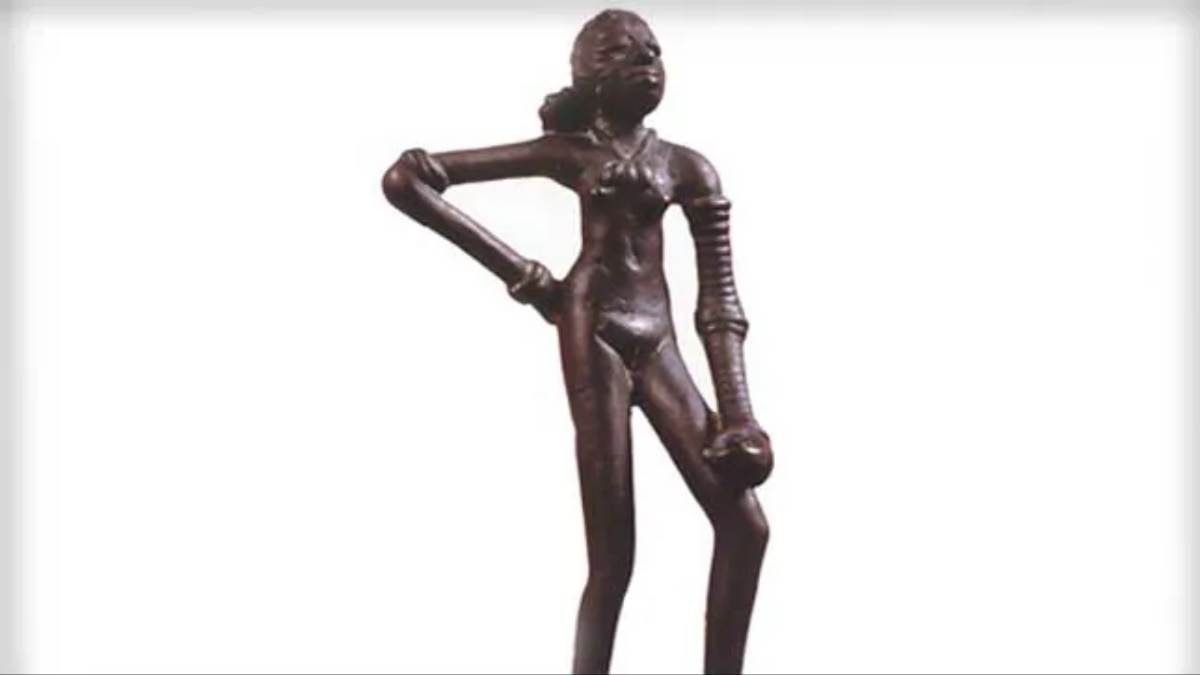 https://www.jagranimages.com/images/newimg/24092025/24_09_2025-dancing_girl_replica_24058157_2055877.jpg