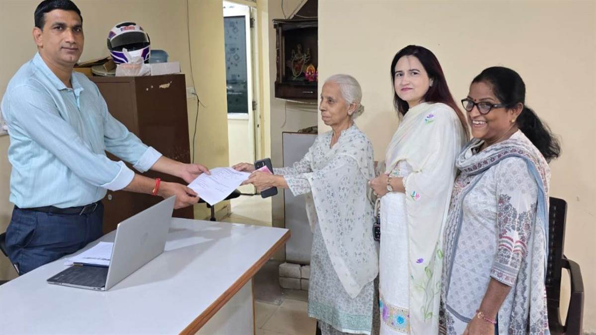 https://www.jagranimages.com/images/newimg/24092025/24_09_2025-ghaziabad_khabar_19_24058002.jpg