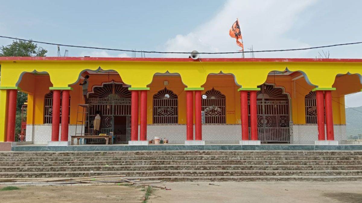 https://www.jagranimages.com/images/newimg/24092025/24_09_2025-mata_puja_24058105.jpg