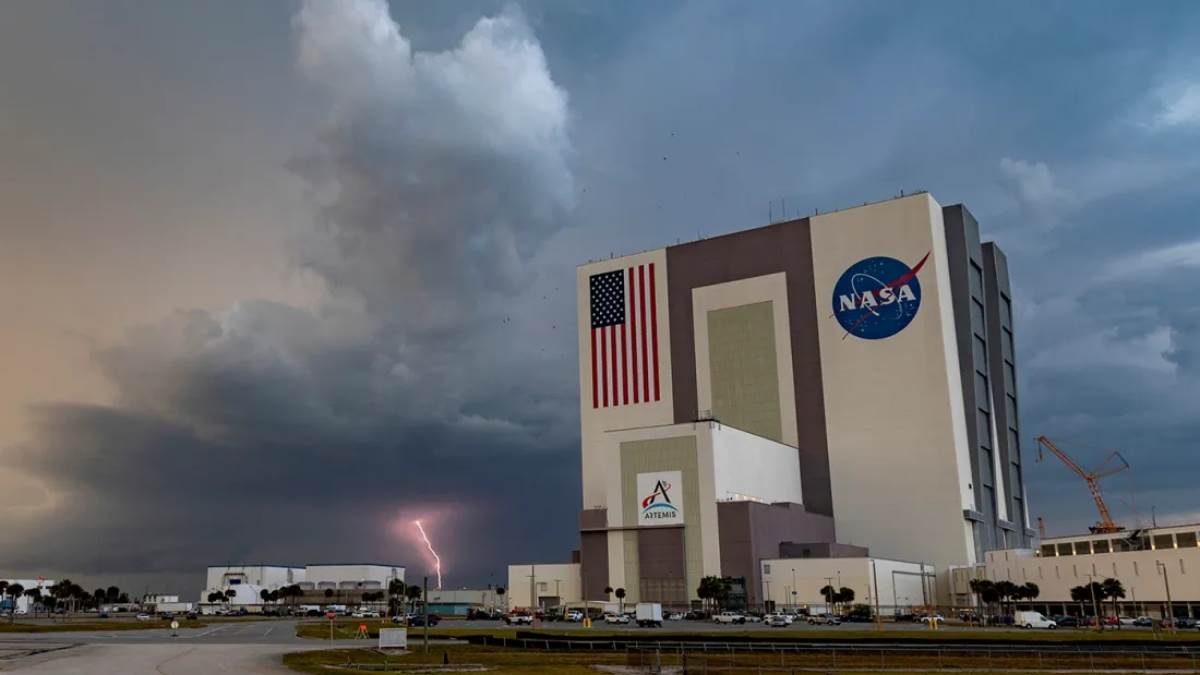 https://www.jagranimages.com/images/newimg/24092025/24_09_2025-nasa_10_24058997.jpg