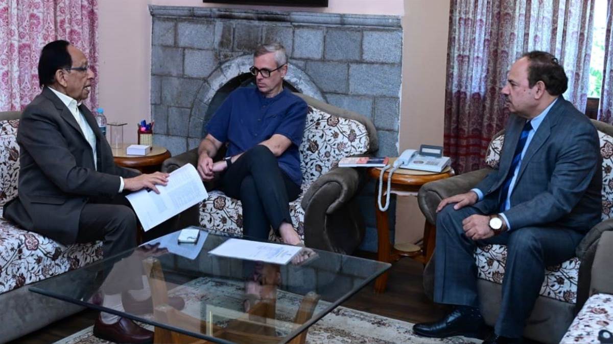 https://www.jagranimages.com/images/newimg/24092025/24_09_2025-omar_abdullah_3_24058902.jpg