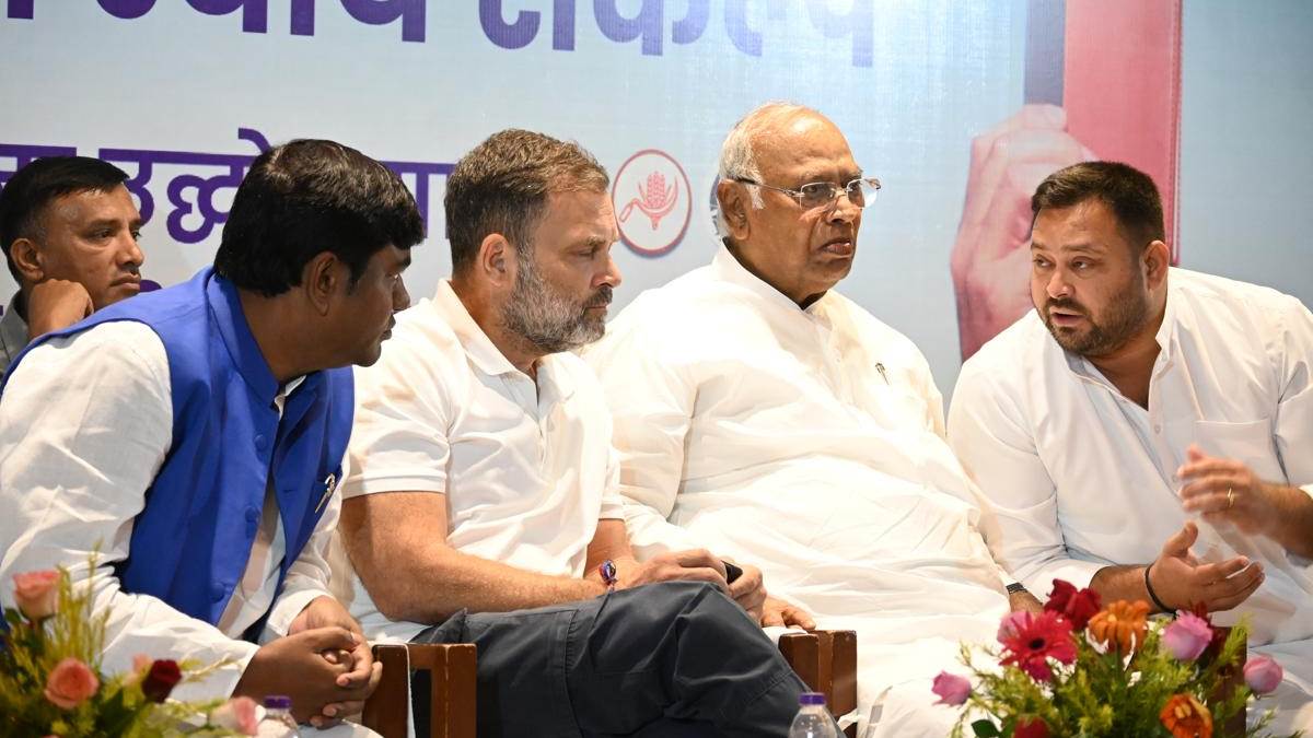 https://www.jagranimages.com/images/newimg/24092025/24_09_2025-rahul_1_24058724.jpg