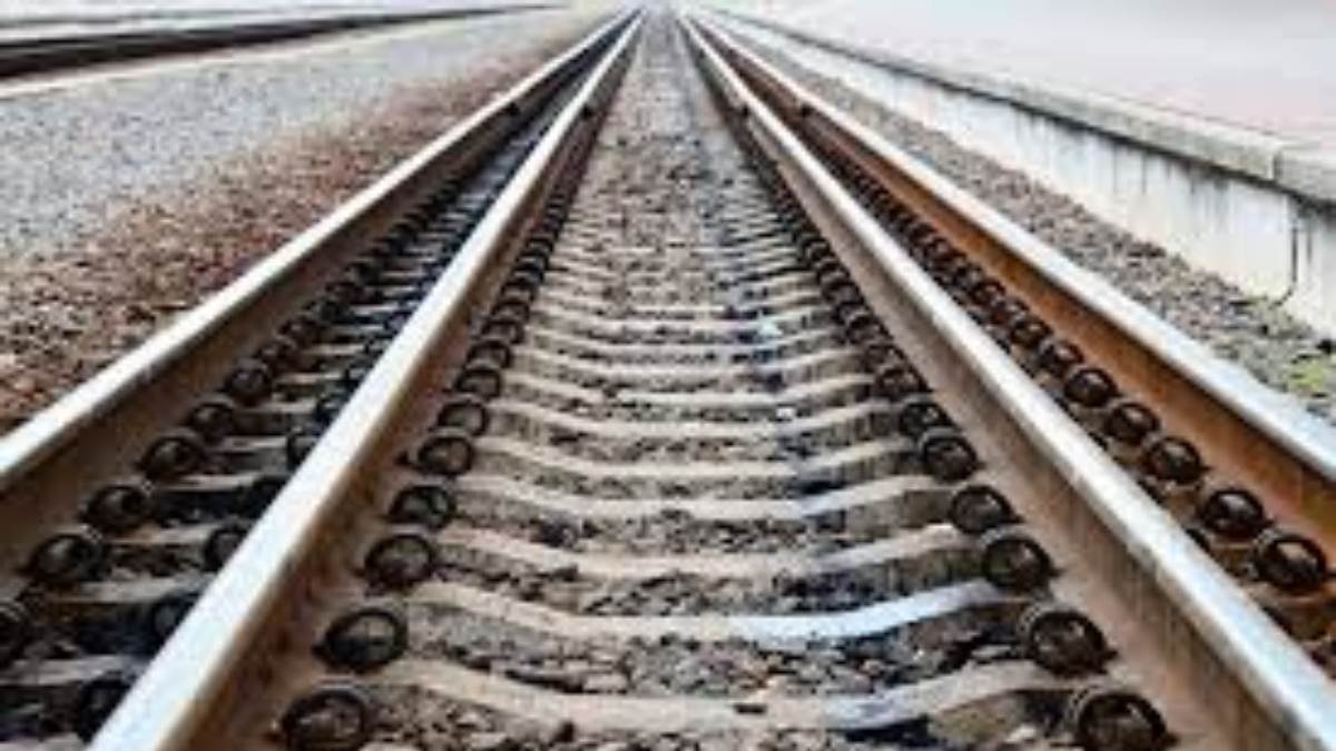https://www.jagranimages.com/images/newimg/24092025/24_09_2025-rail_line_24058447.jpg