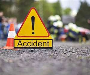 Jharkhand Accident News ट्रक के धक्‍के से बाइक सवार युवक की मौत हो गई।