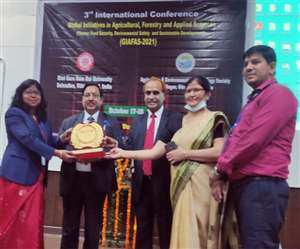 BAU Ranchi News, Jharkhand News इन तीनों को अंतरराष्ट्रीय फेलो अवार्ड 2021 से सम्मानित किया गया है।