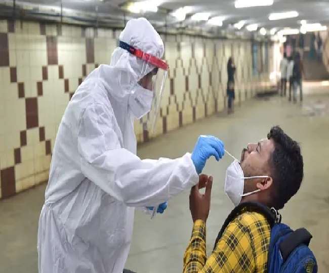 पिछले 24 घंटे में दर्ज हुए 15,906 नए मामलों के साथ 561 लोगों की मौत