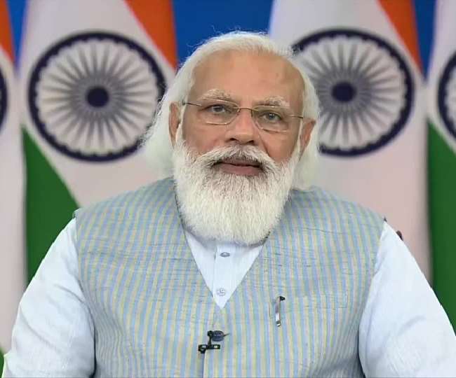 प्रधानमंत्री नरेंद्र मोदी मन की बात कार्यक्रम को संबोधित कर रहे हैं (फोटो एजेंसी)