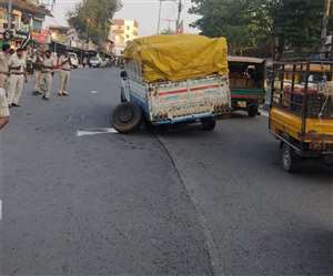 Ranchi Traffic Police, Jharkhand News धक्का मारने वाले वाहन को जब्‍त कर लिया गया है।