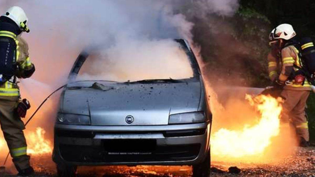 https://www.jagranimages.com/images/newimg/24102022/24_10_2022-diwali_car_care_23160488.jpg