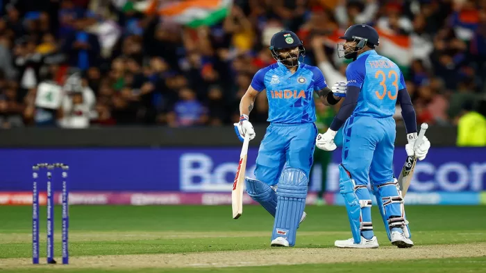 IND vs PAK T20 World Cup 2022: हार्दिक पांड्या और विराट कोहली (फोटो क्रेडिट ट्विटर)