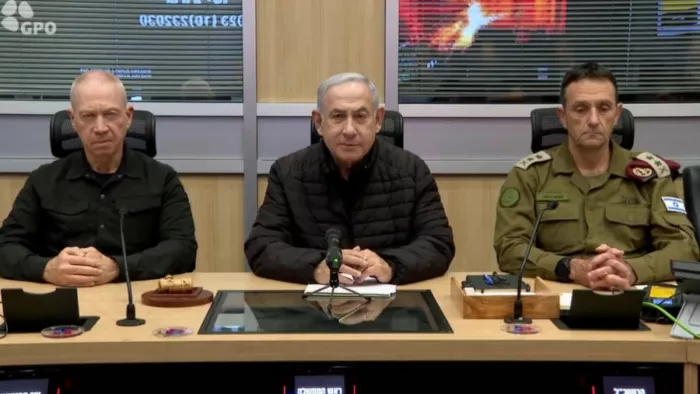 इजरायल के पीएम नेतन्याहू, रक्षा मंत्री योव गैलेंट और IDF चीफ ऑफ स्टाफ