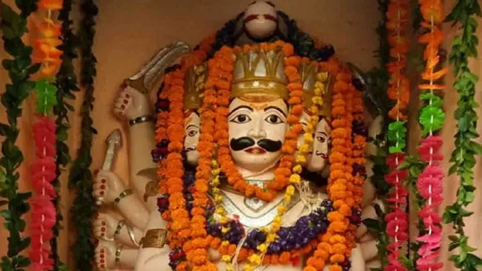 Ravana Temple In Kanpur: कानपुर में सिर्फ आज के दिन खुलते हैं दशानन मंदिर के कपाट