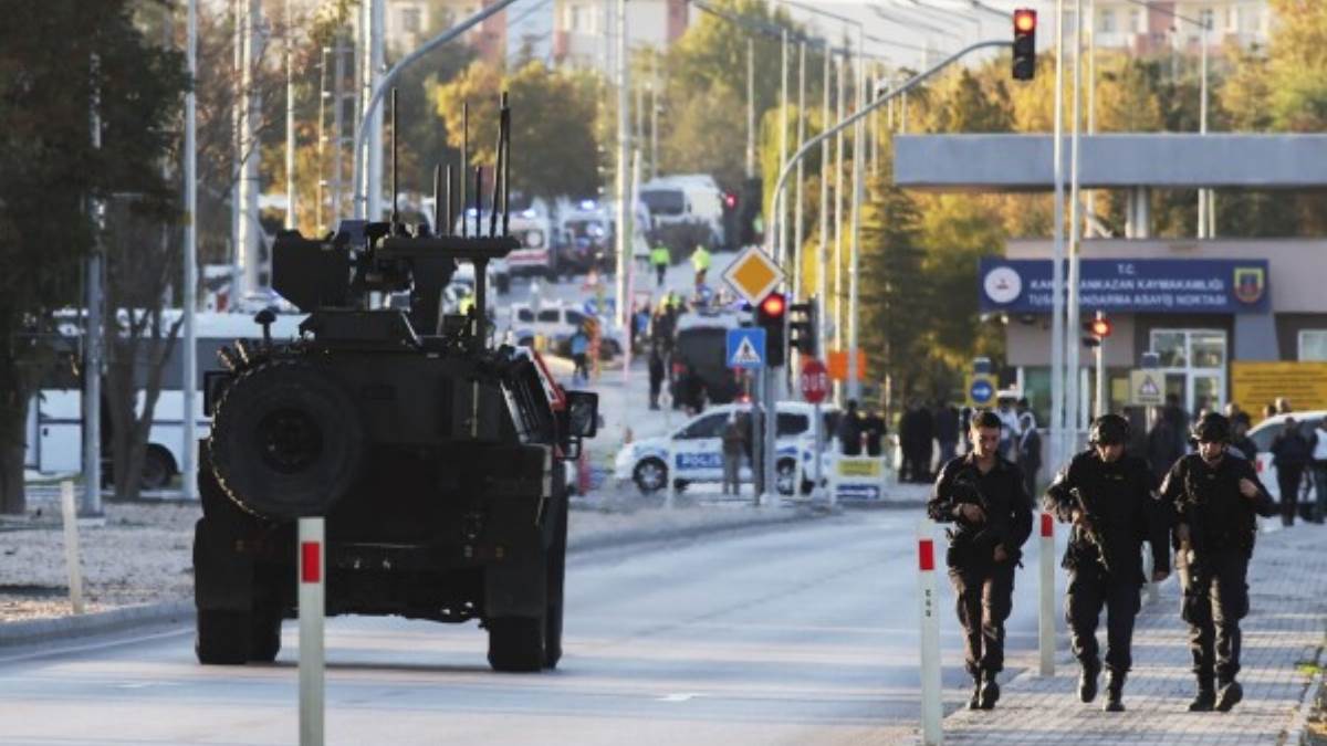 turkey took revenge for the terrorist attack dropped bombs heavily in iraq and syria