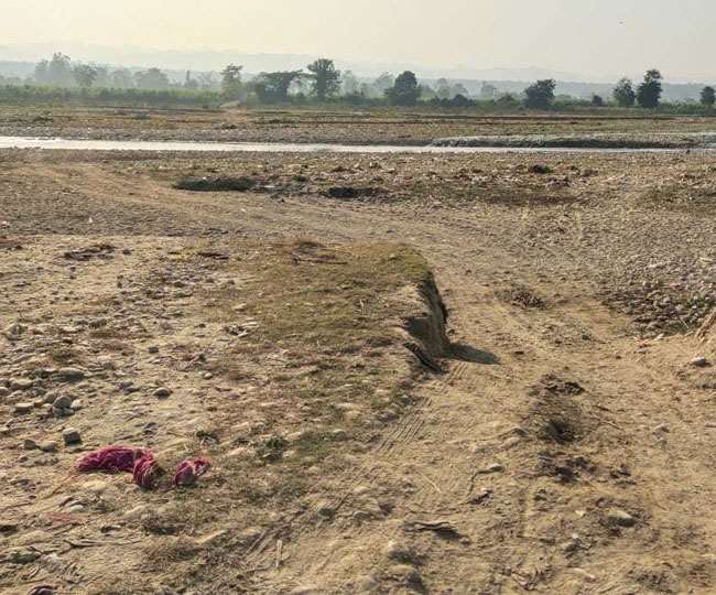 बुल्लावाला-सत्तीवाला मार्ग को जोड़ने के लिए सुसवा नदी पर वर्षों पुरानी पुल की मांग अब तक पूरी नहीं हो पाई।