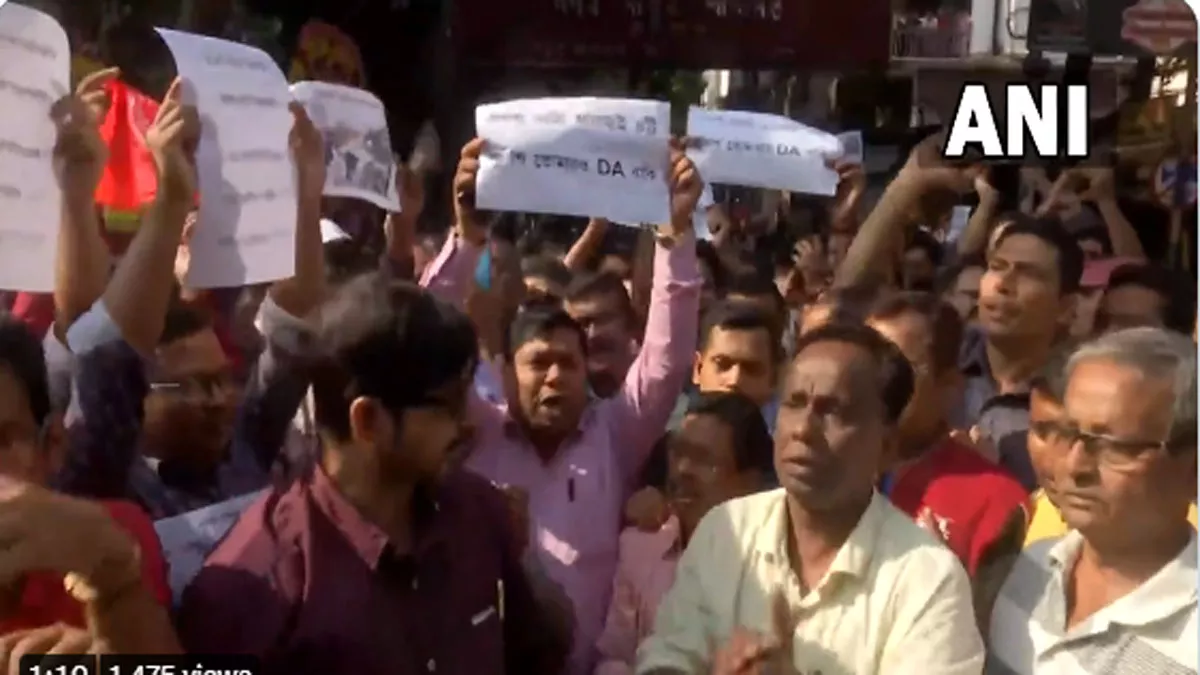 https://www.jagranimages.com/images/newimg/24112022/24_11_2022-bengal-govt-employees-prote_23225006.jpg