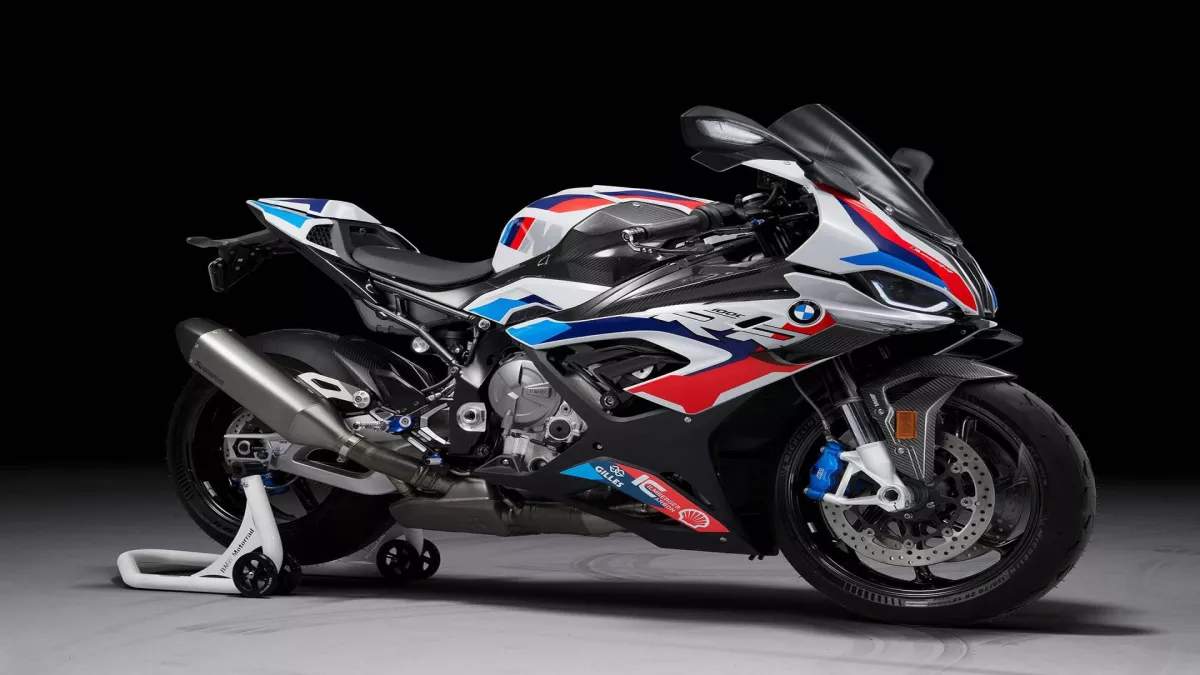 2023 BMW S 1000 RR: कार के बाद बाइक सेगमेंट में धूम मचाने के लिए तैयार बीएमडबल्यू, 10 दिसंबर को लाएगी नया मॉडल