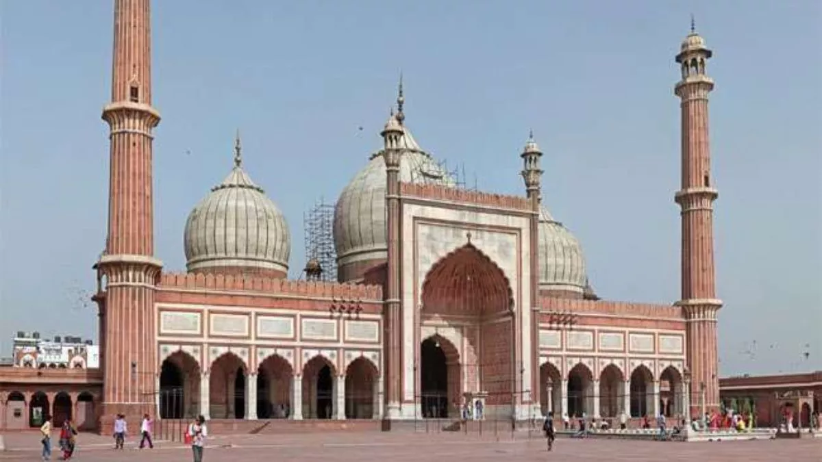 Jama Masjid में जा सकेंगी लड़कियां, एलजी के दखल के बाद वापस लिया गया प्रतिबंध का आदेश