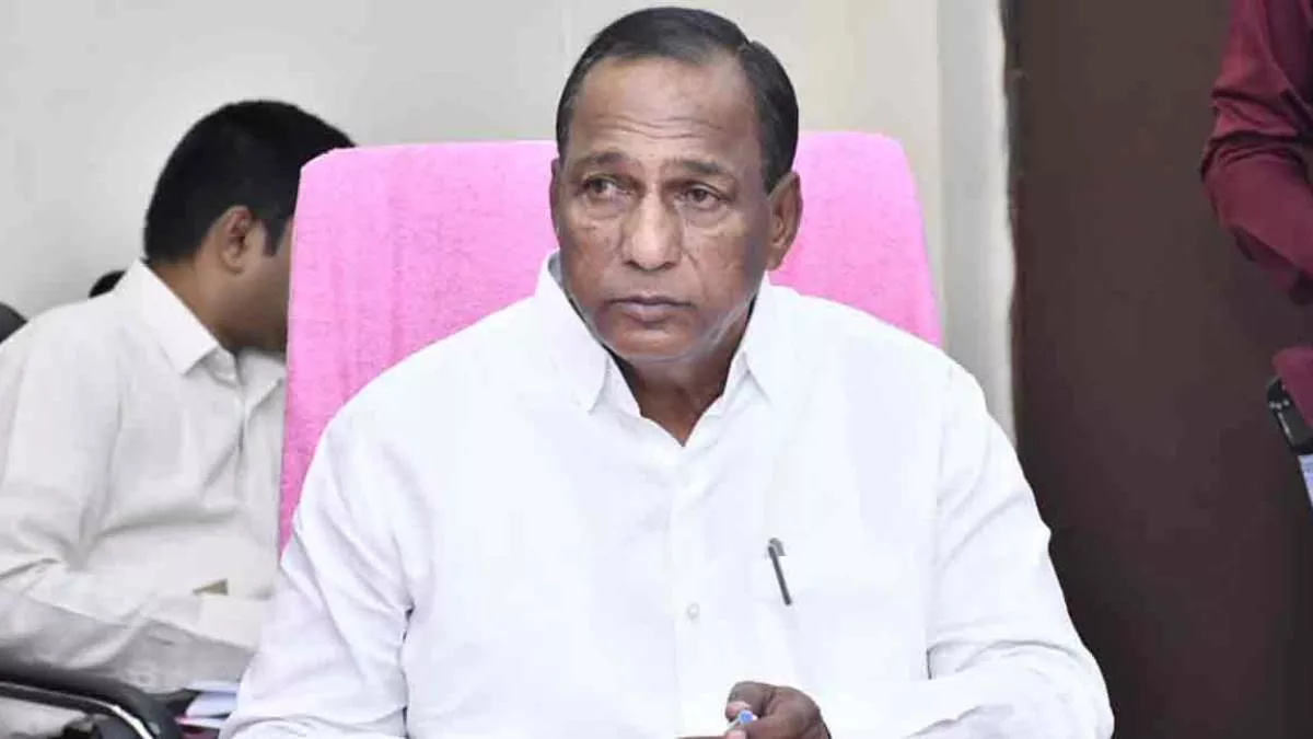 कर्नाटक के मंत्री मल्ला रेड्डी पर आईटी अधिकारी से सबूत छीनने का आरोप