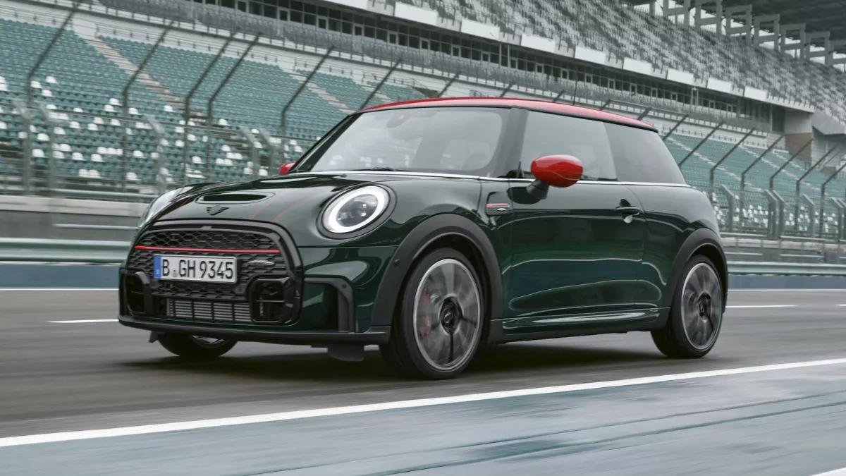Mini Cooper JCW Delist From Official Website, See Details