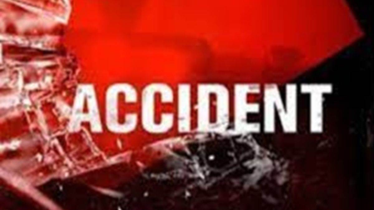 https://www.jagranimages.com/images/newimg/24112022/24_11_2022-road_accident1_23225022.jpg