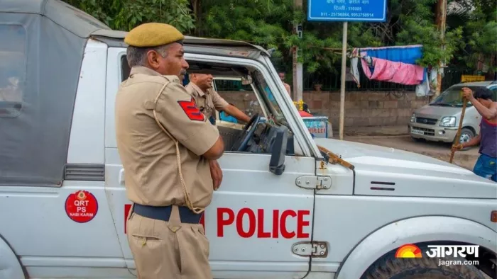 रातोंरात अमीर बनना चाहता था हलवाई, फिर बन गया दिल्ली पुलिस का 'इंस्पेक्टर' (सांकेतिक तस्वीर)
