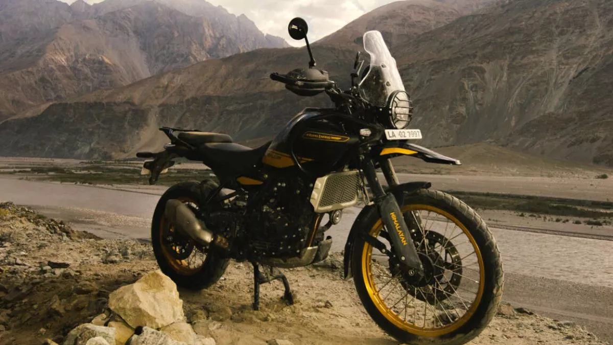 Royal Enfield Himalayan 450 हुई लॉन्च, जानें कीमत से लेकर फीचर्स तक की सारी डिटेल्स