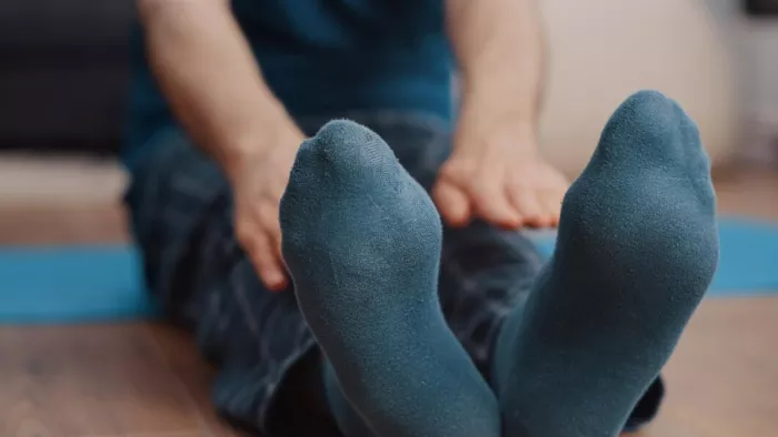 पैरों की बदबू दूर भगाएंगे ये उपाय