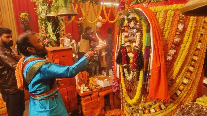 भैरव अष्टमी के अवसर पर श्री लाट भैरव का हुआ भव्य श्रृंगार और महाआरती। जागरण