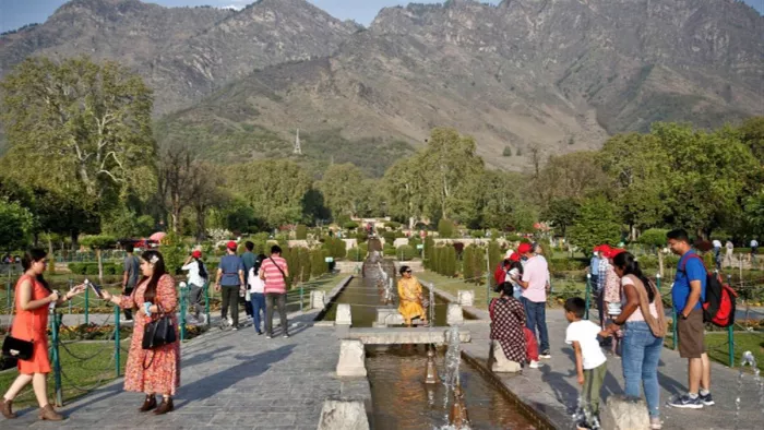 कश्मीर में बढ़ने लगा पर्यटन उद्योग (फाइल फोटो)