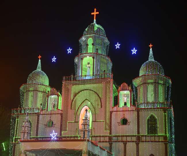 ये हैं भारत के 5 प्रमुख और खूबसूरत चर्च, जानें-इनके बारे में सबकुछ