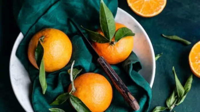 Orange Benefits: सर्दियों में संतरे खाने के ये हैं 5 फायदे