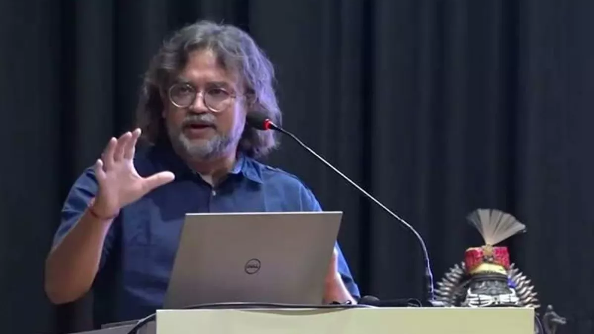 Sameer Khandekar: सेहत पर भाषण देते हुए IIT Kanpur के प्रो.समीर खांडेकर का हार्टअटैक से निधन