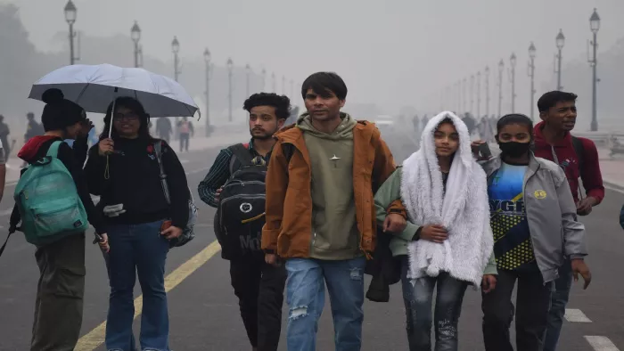 दिल्ली-एनसीआर में मंगलवार को भी एक्यूआई गंभीर श्रेणी में दर्ज किया गया। जागरण फोटो