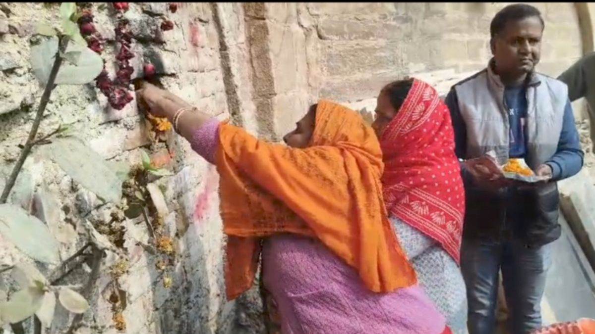 https://www.jagranimages.com/images/newimg/24122024/24_12_2024-jaunpur_news_23854573.jpg