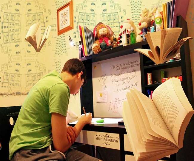 vastu tips for study room and study table follow these things for your growth and development