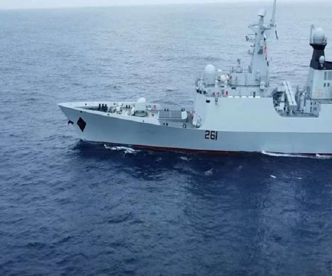 पाकिस्तान, चीन निर्मित बहु-भूमिका युद्धपोत को देश की नौसेना ने किया शामिल (Photo Credit: Pakistan Navy Twitter)