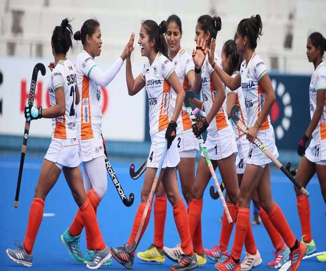https://www.jagranimages.com/images/newimg/25012022/25_01_2022-indiawomenhokceyteamap_22412958.jpg