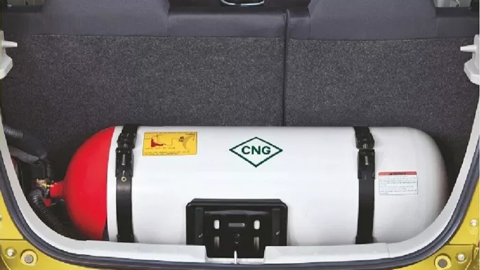 Owners of CNG cars should not do this mistake by mistake