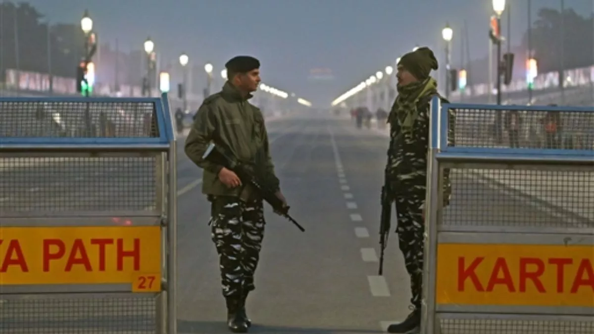 दिल्ली की सीमा सील... 14000 जवानों की तैनाती, भीड़ वाले इलाकों में खास नजर; गणतंत्र दिवस पर दिल्ली की सुरक्षा चाक चौबंद