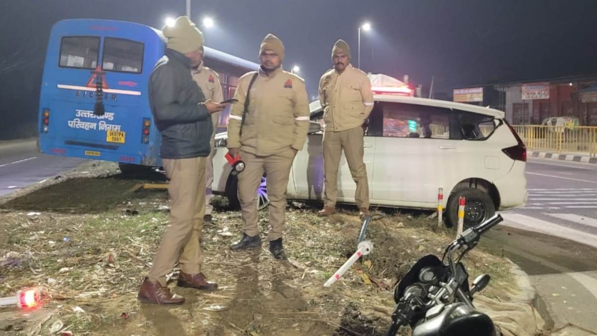 https://www.jagranimages.com/images/newimg/25012025/25_01_2025-accident_2_23872636.jpg