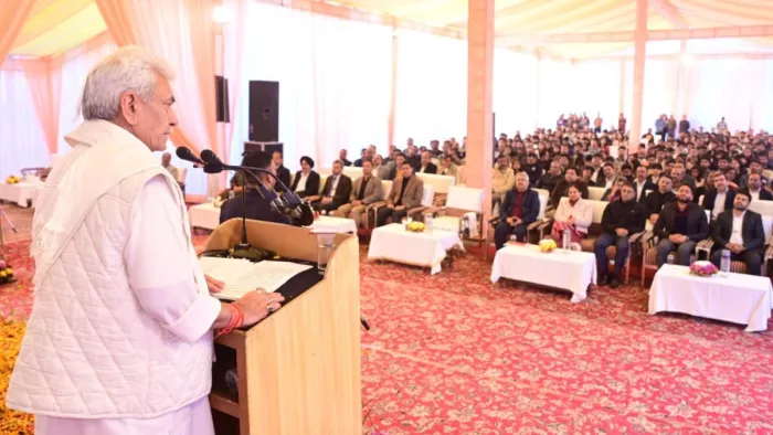 जम्मू कश्मीर के उपराज्यपाल मनोज सिन्हा। (फाइल फोटो)
