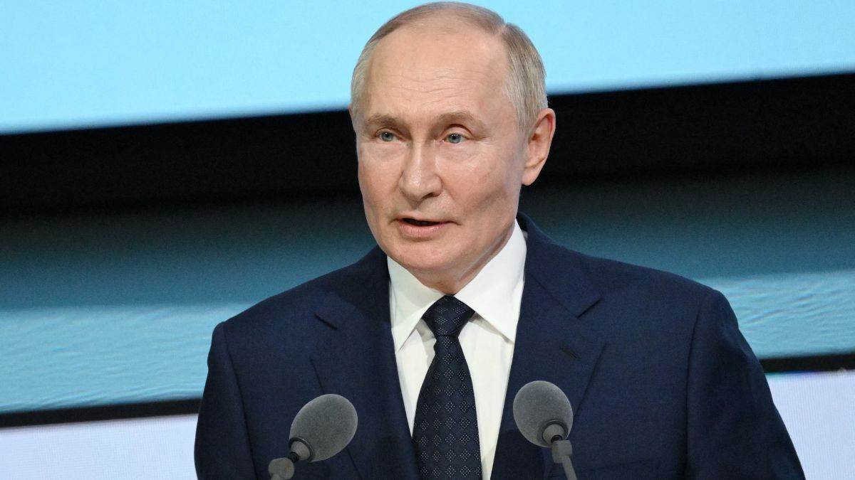 https://www.jagranimages.com/images/newimg/25012025/25_01_2025-president_putin__23872942.jpg