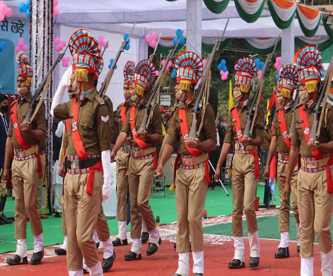 प्रदेश सरकार ने तीन वर्ष पूर्व तीन हजार होमगार्ड की भर्ती करने की बात कही थी।