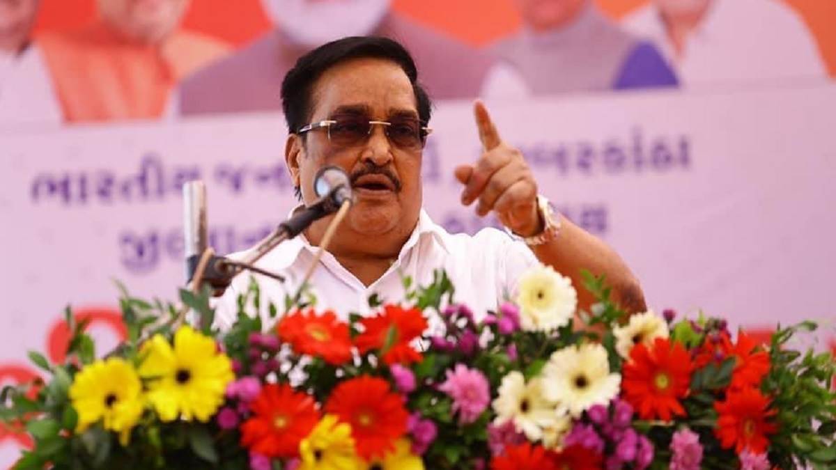gujarat bjp president cr patil speaks on state bjp seats
