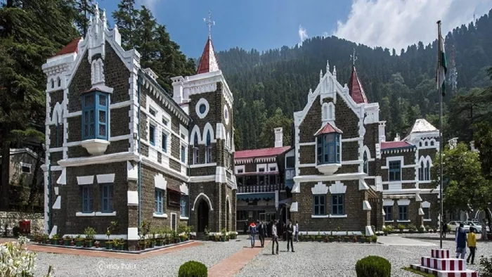 विधानसभा के बर्खास्त कर्मचारियों की याचिका पर हाई कोर्ट में सुनवाई