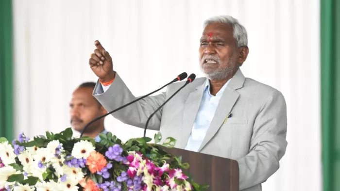 'गुजरात ले जाना चाहते हैं झारखंड की खनिज संपदा', चंपई सोरेन का भाजपा पर प्रहार;