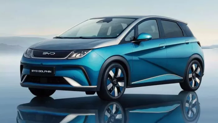 BYD ने Dolphin EV चाइना में लॉन्च की है।