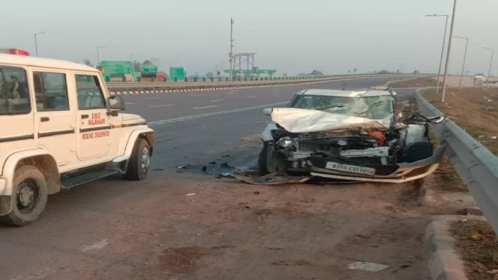 Rohtak Road Accident: वैष्णो देवी से लौट रहे राजस्थान के दो दोस्तों की रोहतक सड़क हादसे में मौत।