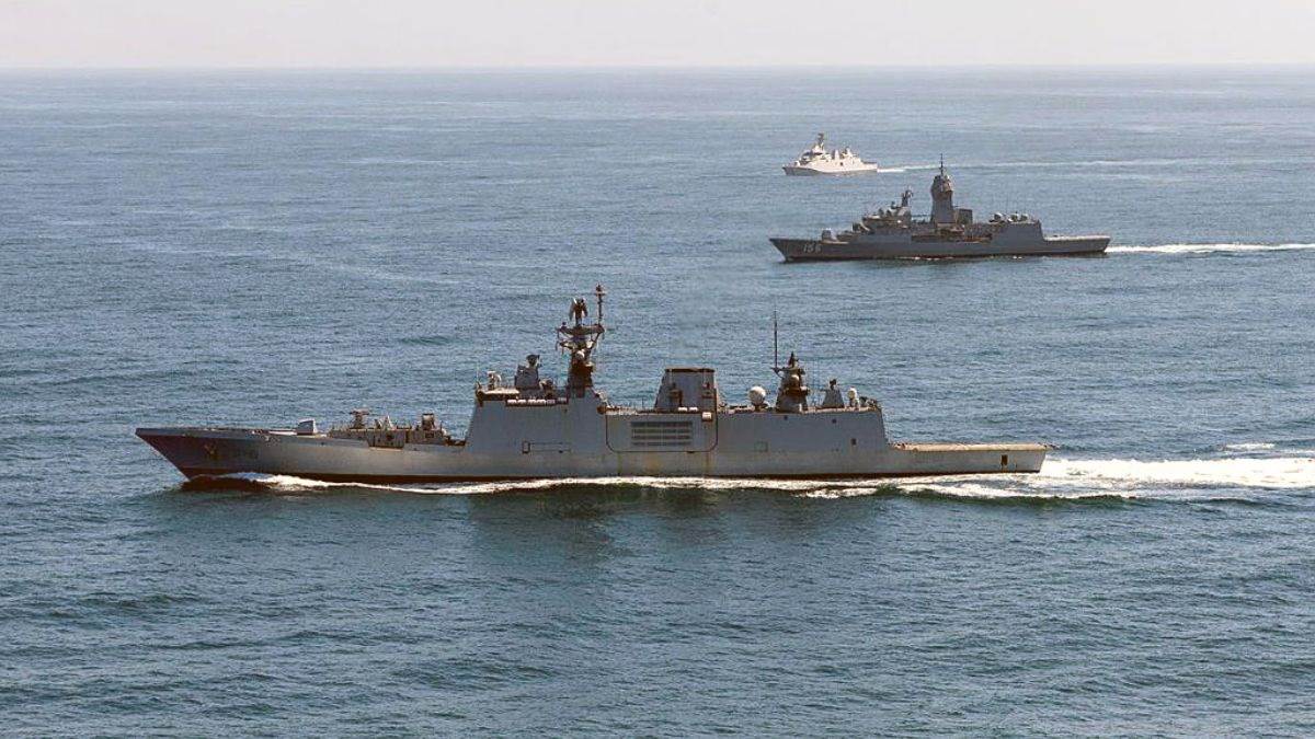 indian warship provided help to cargo ship in gulf of aden which caught fire after missile attack