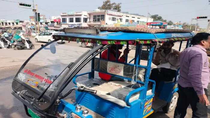 जिले में इंटरनेट सेवा हुई बहाल, ट्रैफिक नियम न मानने वालों के कटेंगे चालान।